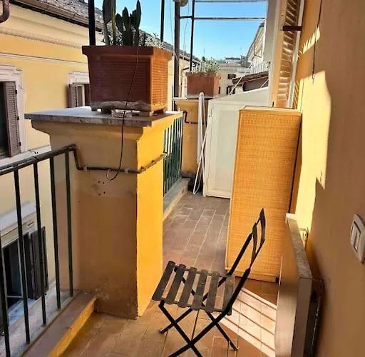 Apartment Giglio Penthouse And Terrace Rome