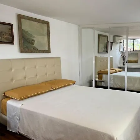 Giglio Penthouse And Terrace Appartement *